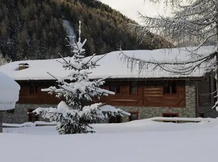 La Tana Dell'orso & Hotel Ponte Di Legno