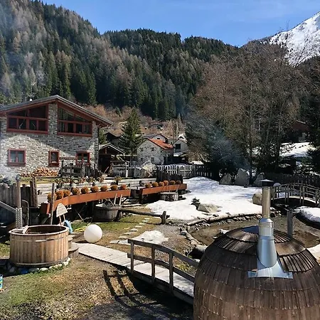 La Tana Dell'orso & Ponte Di Legno