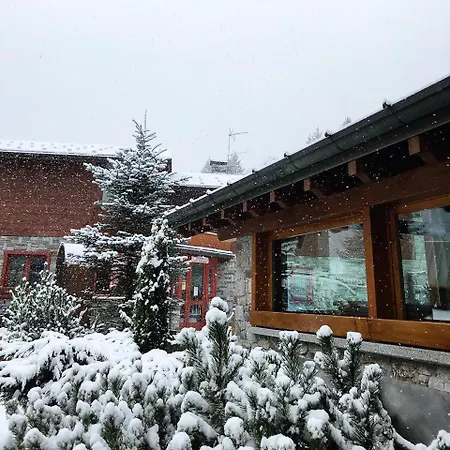 Hotel La Tana Dell'orso & 3*