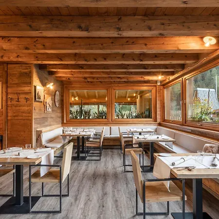 La Tana Dell'orso & 3* Ponte Di Legno