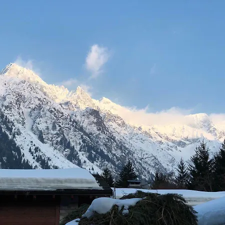 La Tana Dell'orso & Otel