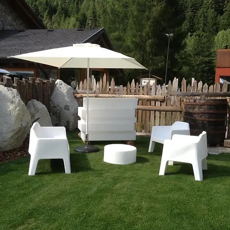 La Tana Dell'orso & Hotel 3*